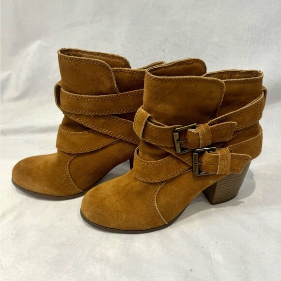 Plume by Faryl Robin faux suede ankle bootie in cognac size 7 - Picture 3 of 9